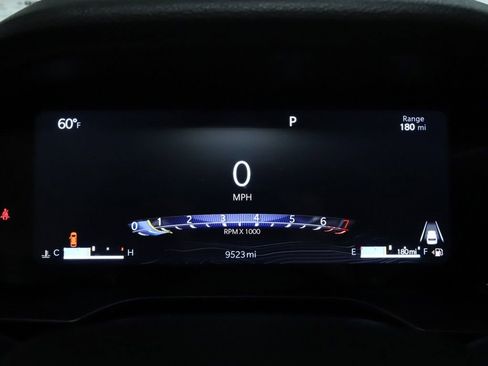 Used 2025 Jeep Grand Cherokee Laredo X image 25