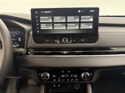 Used 2026 Mitsubishi Outlander SE AWD/4WD image 21