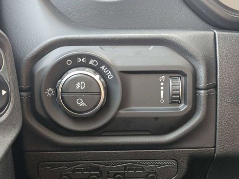 New 2026 Jeep Gladiator Sport AWD/4WD image 21