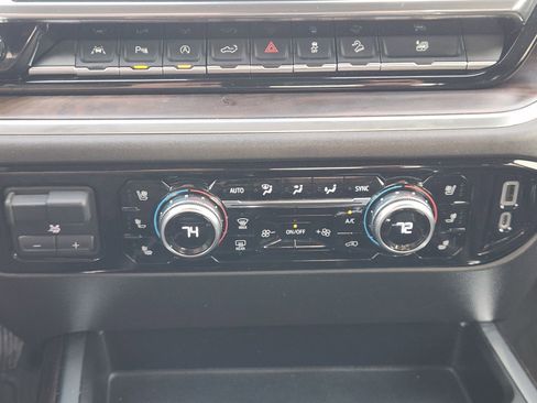 Used 2022 GMC Sierra 1500 SLT image 19