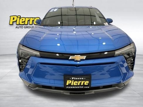 Used 2024 Chevrolet Blazer EV LT AWD/4WD image 6