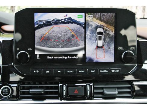 Used 2022 Nissan Pathfinder Platinum w/ Cargo Package image 26