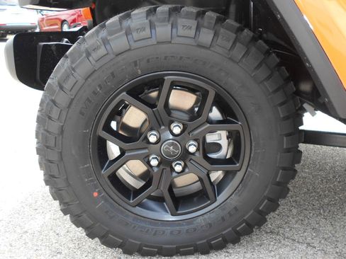 New 2025 Jeep Gladiator Sport image 10