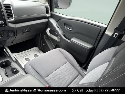 Certified 2023 Nissan Frontier SV w/ SV Convenience Package RWD image 30