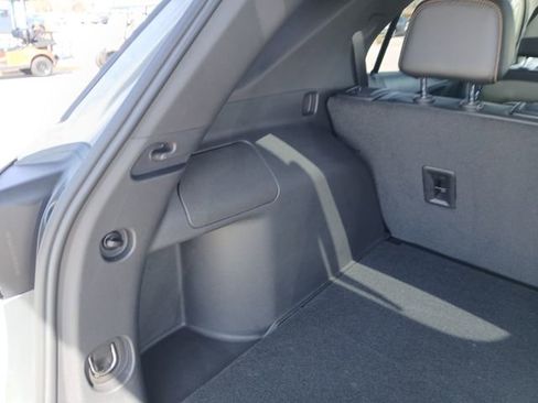 Certified 2024 Chevrolet Equinox Premier AWD/4WD image 22