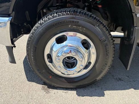 New 2026 Ford F350 Lariat image 13