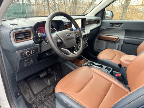 Used 2024 Ford Maverick Lariat w/ 4K Tow Package image 10