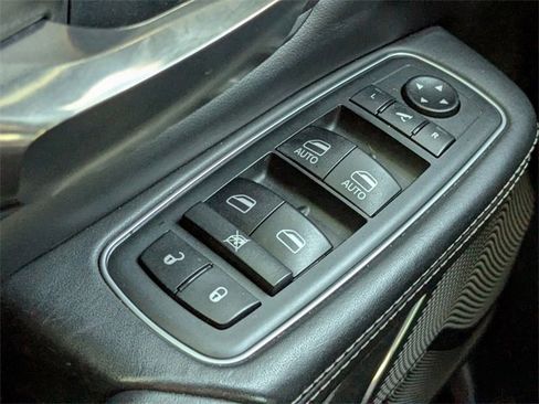 Certified 2020 RAM 1500 Limited image 23