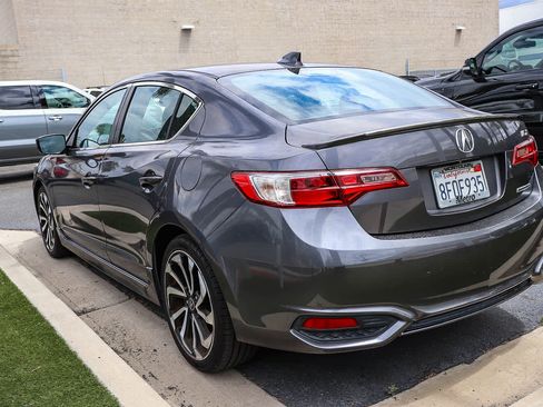 Used 2018 Acura ILX w/ Special Edition Package FWD image 5