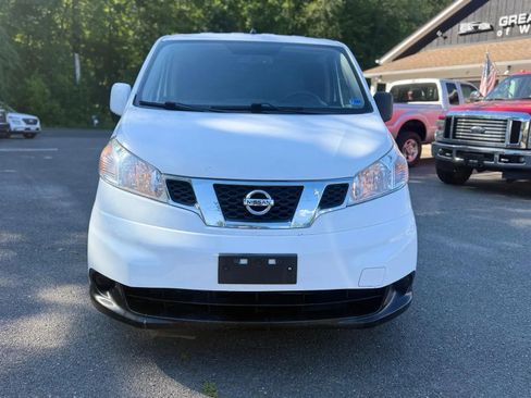 Used 2017 Nissan NV200 SV FWD image 2