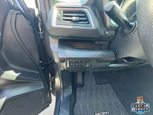 Used 2025 Subaru Ascent Premium AWD/4WD image 16