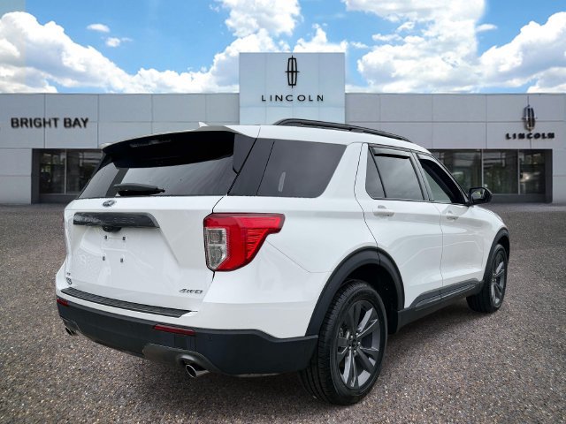 Used 2024 Ford Explorer XLT w/ Equipment Group 202A AWD/4WD image 4
