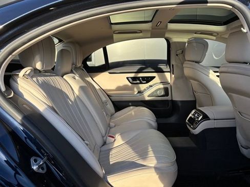 Certified 2023 Mercedes-Benz S 500 4MATIC image 47