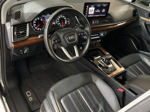 Used 2023 Audi Q5 2.0T Premium w/ Convenience Package AWD/4WD image 16