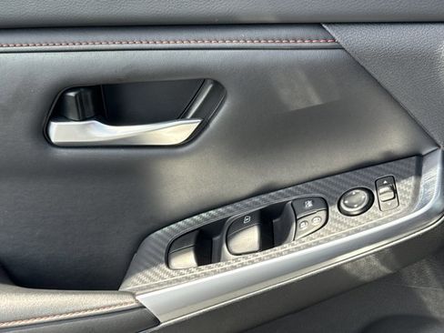 Certified 2025 Nissan Sentra SR w/ SR Premium Package FWD image 16
