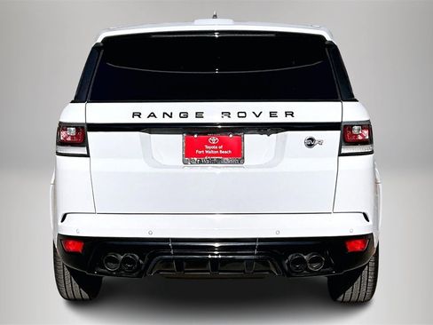 Used 2017 Land Rover Range Rover Sport SVR image 6