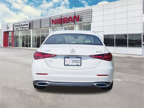 Used 2025 Mercedes-Benz C 300 4MATIC Sedan image 5