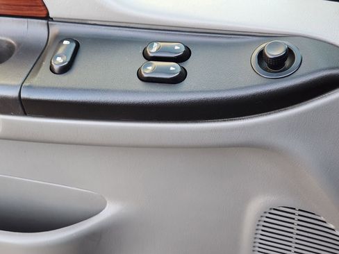 Used 2006 Ford F350 4x4 SuperCab DRW Super Duty image 28