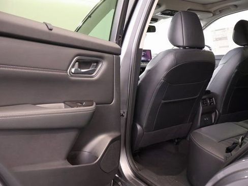 New 2026 Nissan Rogue Platinum AWD/4WD image 27