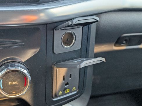 Used 2023 Ford F150 Lariat AWD/4WD image 22
