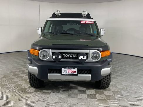 Used 2010 Toyota FJ Cruiser 4WD image 18