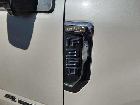 Used 2018 Ford F350 King Ranch w/ King Ranch Ultimate Package image 5
