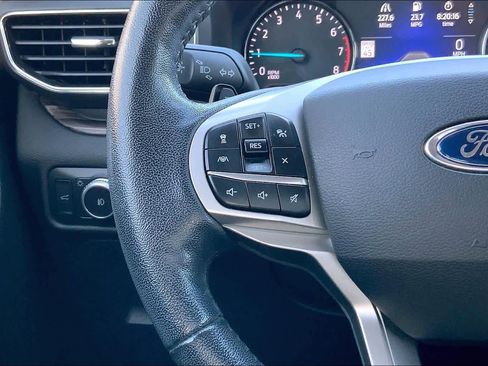 Used 2021 Ford Explorer Limited w/ Equipment Group 301A image 23