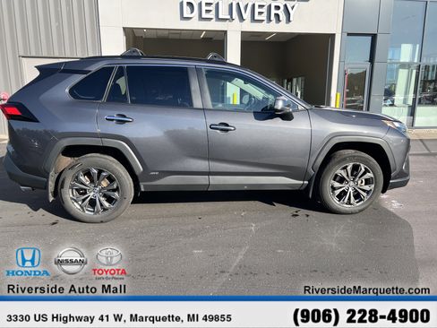 Used 2023 Toyota RAV4 Limited image 10