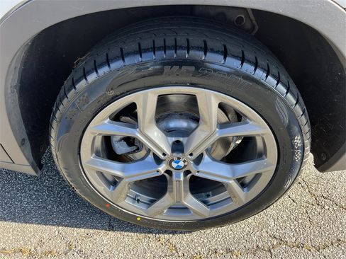 Used 2022 BMW X3 sDrive30i w/ Premium Package 2 image 16