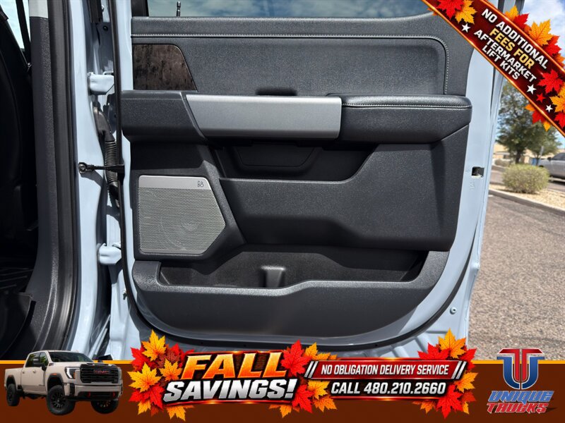 Used 2024 Ford F250 Lariat w/ Sport Appearance Package AWD/4WD image 28