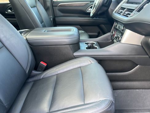 Used 2021 Chevrolet Tahoe LT w/ LT Signature Package image 25