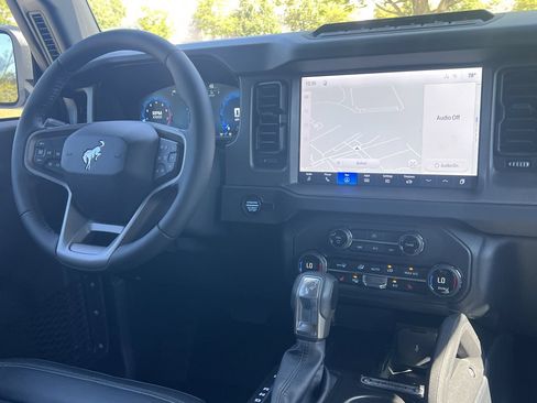 New 2026 Ford Bronco Badlands AWD/4WD image 3