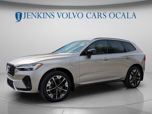 New 2026 Volvo XC60 T8 Plus w/ Protection Package Premier AWD/4WD image 8