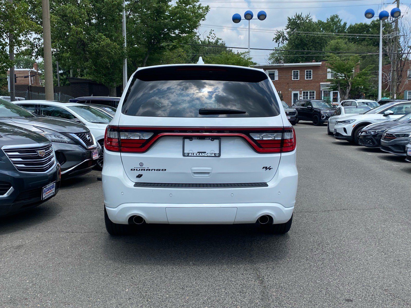 Used 2022 Dodge Durango R/T w/ Blacktop Package AWD/4WD image 4
