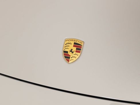Certified 2022 Porsche 911 Targa 4S image 42