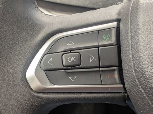 Used 2024 Jeep Compass Latitude AWD/4WD image 23