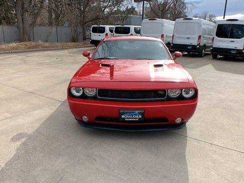 Used 2013 Dodge Challenger R/T image 8