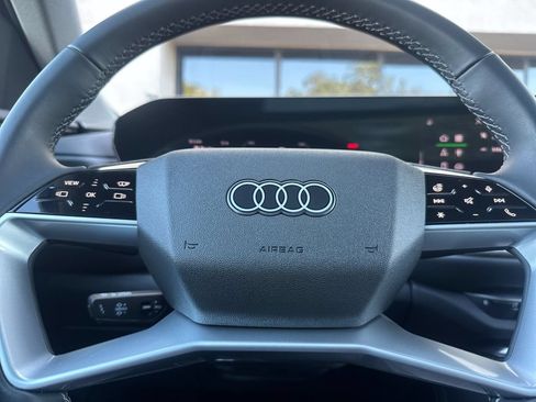 Certified 2025 Audi Q5 Premium w/ Premium Plus AWD/4WD image 30
