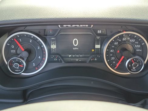 New 2026 RAM 2500 Big Horn AWD/4WD image 5