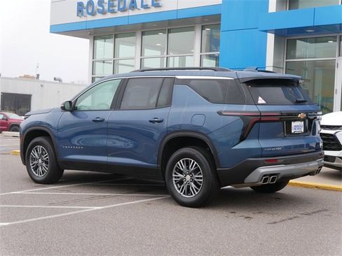 Certified 2025 Chevrolet Traverse LT image 5