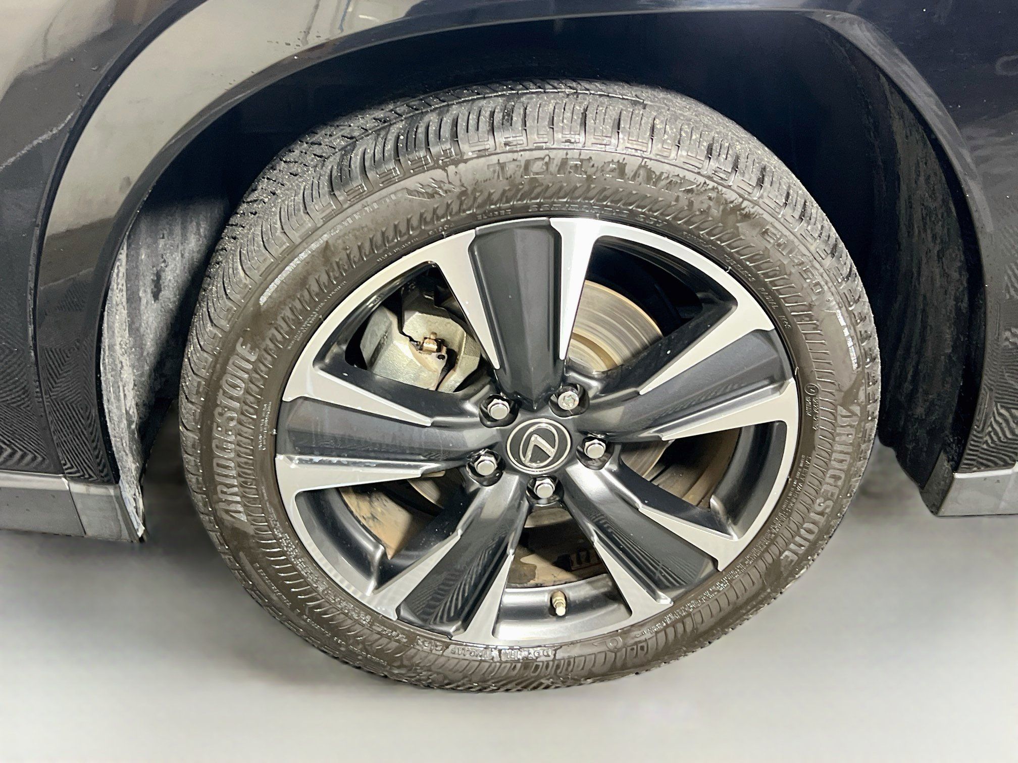 Used 2023 Lexus UX 250h FWD w/ Accessory Package (Z1) image 13
