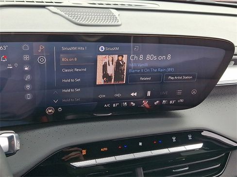 Used 2026 Buick Enclave Avenir w/ Super Cruise Package image 18