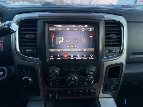 Used 2018 RAM 2500 Laramie w/ Snow Chief Group image 8