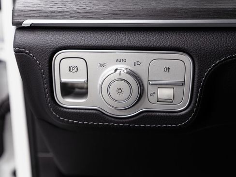 Certified 2025 Mercedes-Benz GLE 53 AMG 4MATIC Coupe image 10