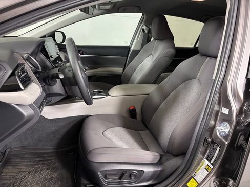 Used 2023 Toyota Camry LE image 15
