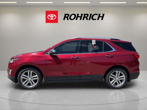 Used 2020 Chevrolet Equinox Premier AWD/4WD image 9
