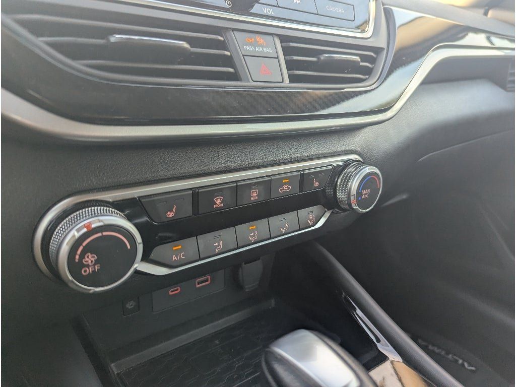 Used 2024 Nissan Altima 2.5 SR w/ SR Premium Package FWD image 19
