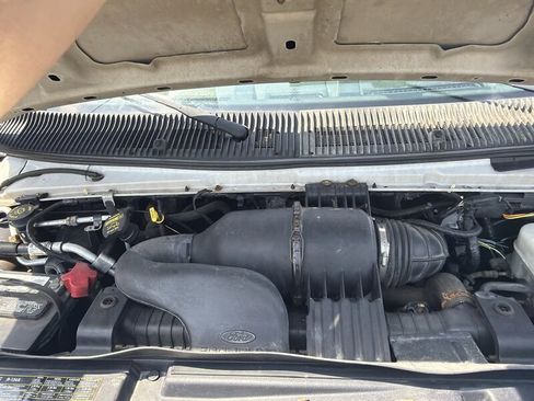 Used 2012 Ford E-150 and Econoline 150 w/ Commercial Cargo Van Pkg RWD image 23