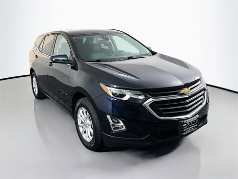 Used 2020 Chevrolet Equinox LT image 1