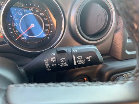 Used 2022 Jeep Wrangler Unlimited Sport AWD/4WD image 30